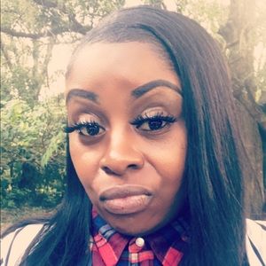 Meet your Posher, Kindra